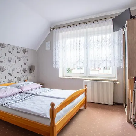 Casa de hóspedes Goscinne Katarzyna Kur 3*