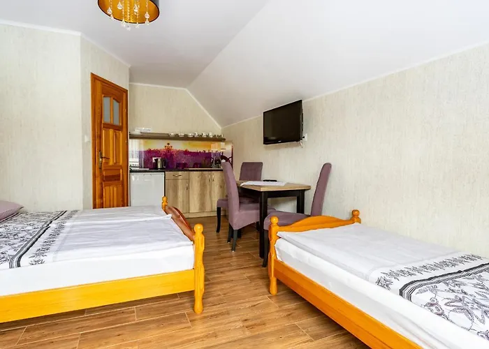 Guest house Goscinne Katarzyna Kur Debki