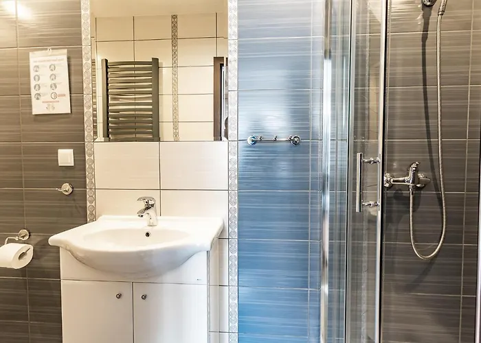 Goscinne Katarzyna Kur Guest house Debki