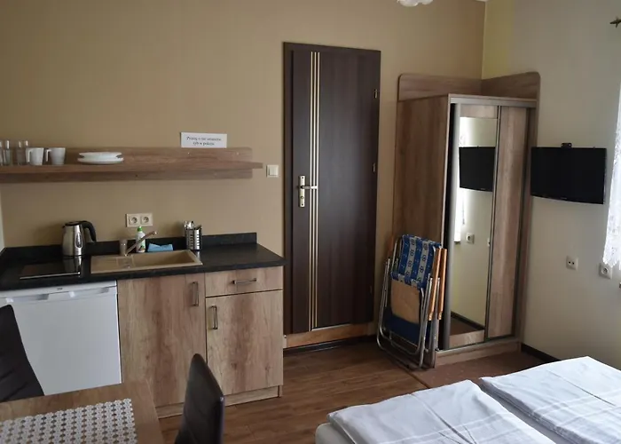 Guest house Goscinne Katarzyna Kur 3*