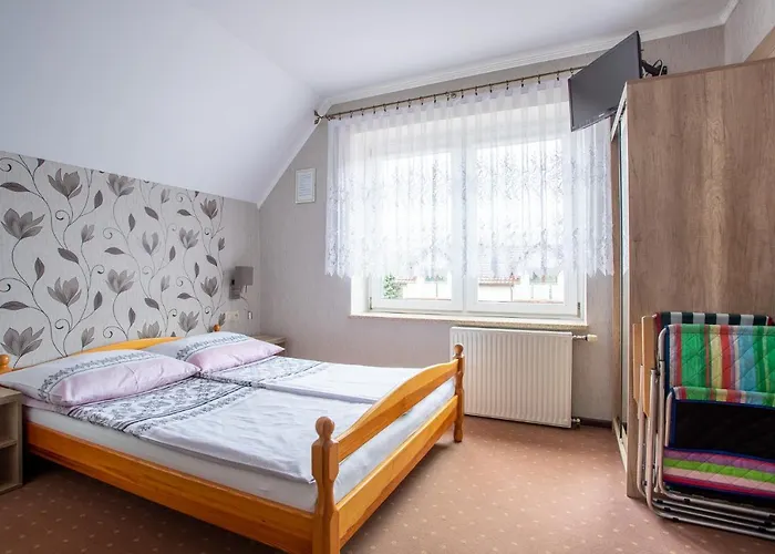 Guest house Goscinne Katarzyna Kur 3*
